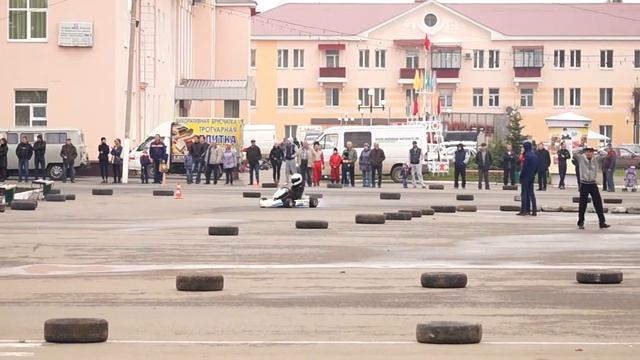 Крутые виражи! картинг смотреть онлайн