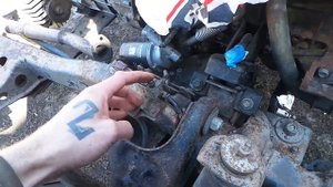 Isuzu Trooper Opel Monterey Bighorn Frame Swap 3.1td 4JG2 #1