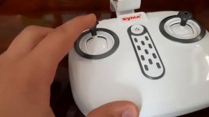 обзор квадрокоптера Syma w1 pro.