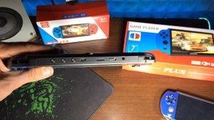 Игровая приставка X12 16 Гб памяти и 1000 игр встроенных
