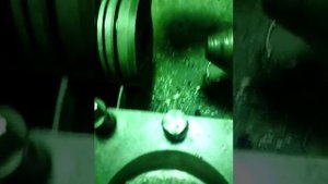 Расточка канавки отрезным резцом