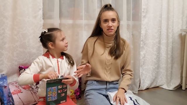 ФИКС ПРАЙС ПОКУПАЕМ И РАСПАКОВЫВАЕМ НОВОГОДНИЕ ПОДАРКИ! ЧЕЛЛЕНДЖ ЛИКА VS МИЛАНА!