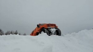 Вездеход РУСАК 3994 К-8 8х8 через снежный завал