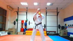 Как научиться бить точно и быстро? Развивающие упражнения в каратэ. KARATE CLUB "SKIF"
