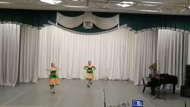 Хореографический ансамбль Ассоль - Танец На солнечной поляночке