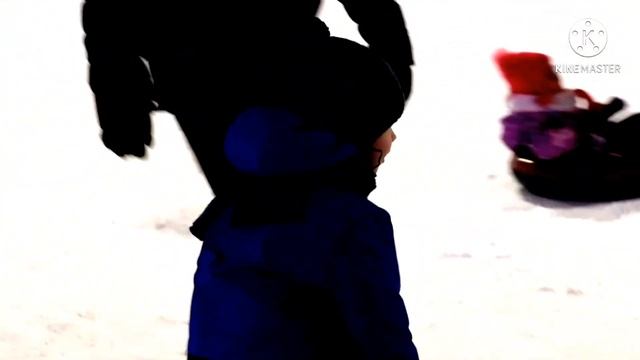 #Ижевск #СНовымГодом #ёлка Зима.Вечерняя прогулка Центральная площадь город #Ижевск смотреть онлайн