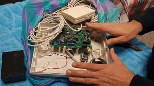 ⚡БЕСПЕРЕБОЙНИК 14$ - ПОДКЛЮЧАЕМ WiFi, АВАРИЙНОЕ ОСВЕЩЕНИЕ И ЗАРЯЖАЕМ ТЕЛЕФОН. НЕДОРОГОЙ ИБП ???