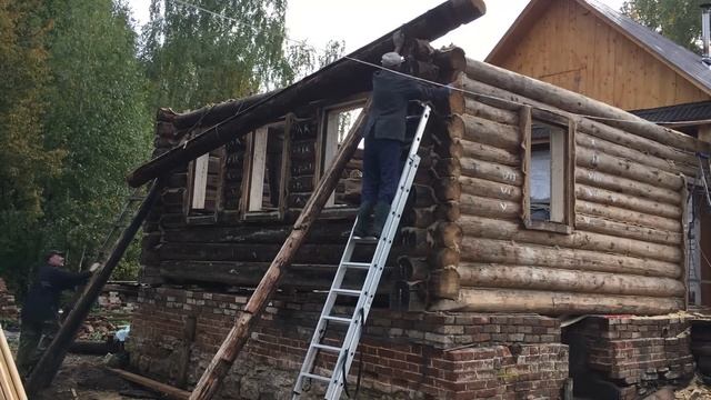 Дом прадеда стал полукаменным. Собрали стены новой пристройки смотреть онлайн