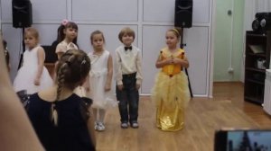 Вновь снежинок хоровод