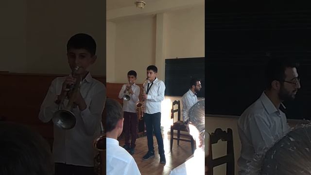 Arman ev Aren-А. Бабаджанян, год любви смотреть онлайн