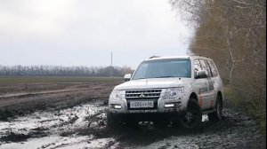 Mitsubishi Pajero 4