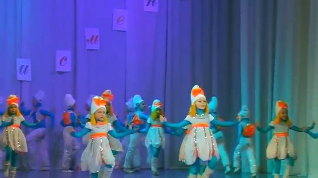 Дивертисмент - Смурфики смотреть онлайн