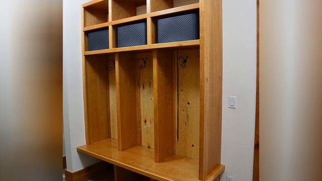 75 Beautiful Linoleum Floor And Limestone Floor Closet Design Ideas #134 ? смотреть онлайн