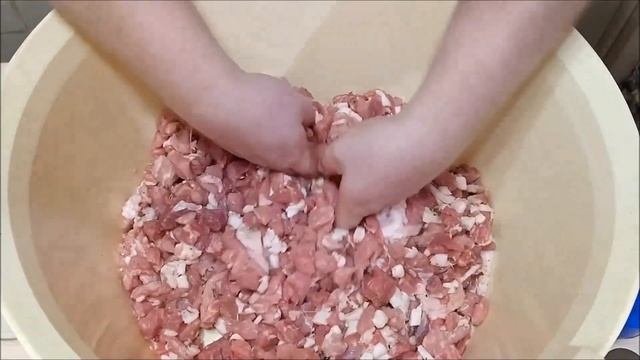 Домашняя КОЛБАСА пальцем пханая С ЧЕСНОКОМ. Сыровяленая колбаса очень вкусная