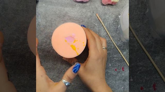 Заливка Цветка двумя цветными мыльными основами смотреть онлайн