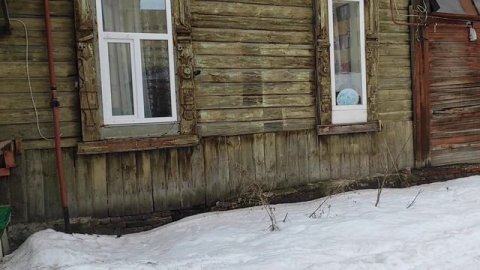 Старинный деревянный дом.