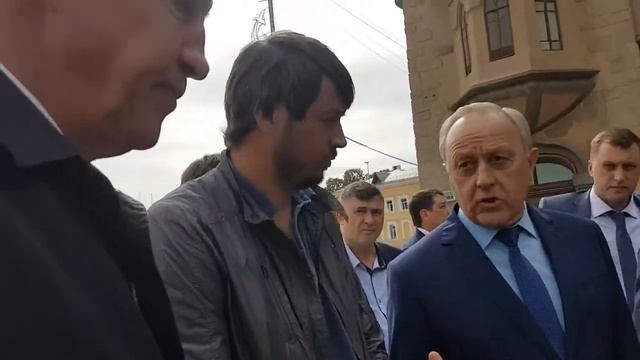 Губернатор на реконструкции проспекта Кирова. Критика подрядчика смотреть онлайн