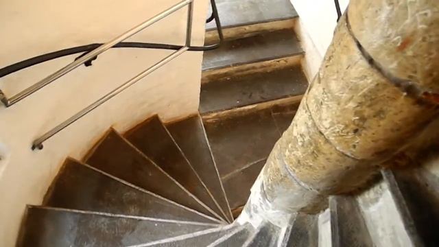 Лестница на колокольне Ивана Великого в Москве