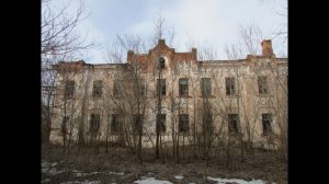 Заброшенная больница в Алексеевке Аркадакского района.