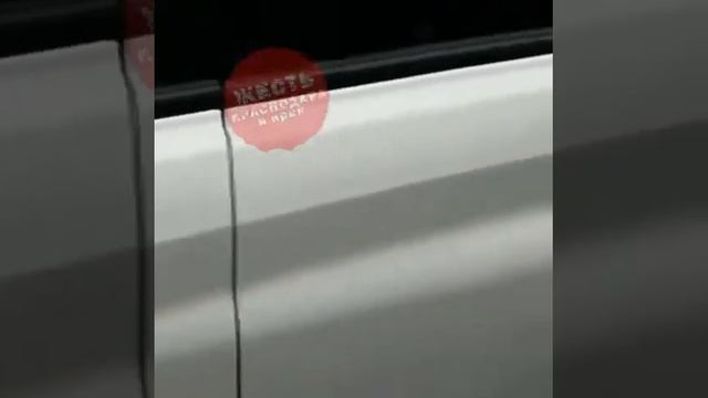 Мошенники вешают замки на двери смотреть онлайн