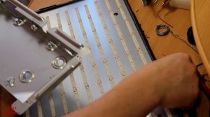 LED светильник из компьютерного монитора.