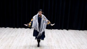 Хореографический ансамбль «Дуслык», танец «Белым снегом»