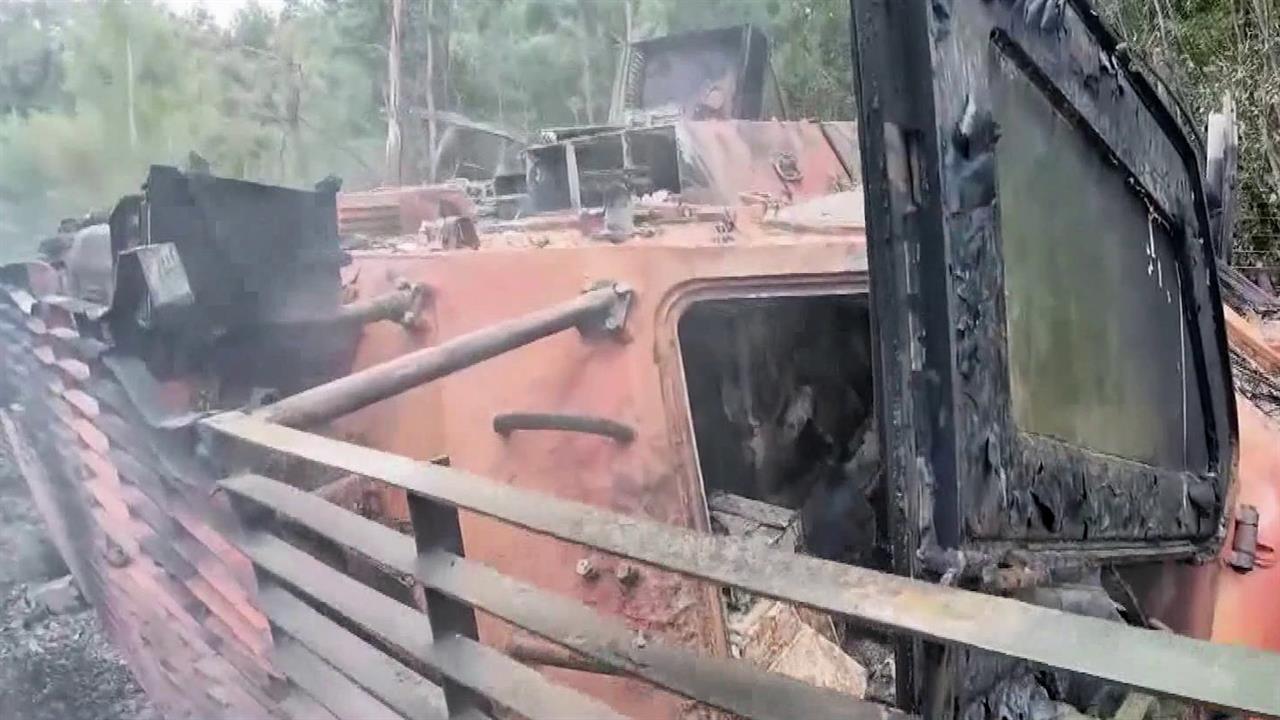 "Укрытие не помогло" - военкор Первого канала Юсупов показал сожженный броневик ВСУ