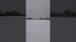 Рыбинка снегоход по снегу 30 см. на речке