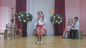 Горелова Ульяна, "Яблонька"
