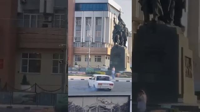 Дрифт в центре Новороссийска