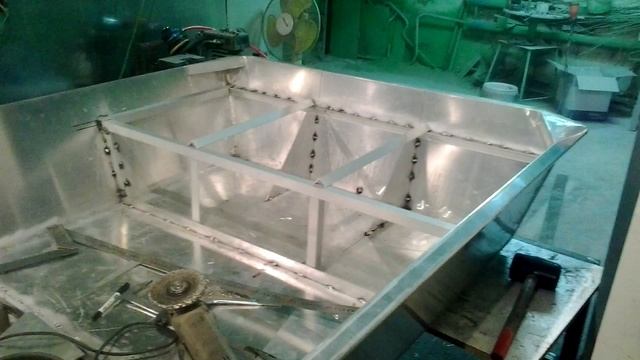 Как сделать алюминевую лодку смотреть онлайн