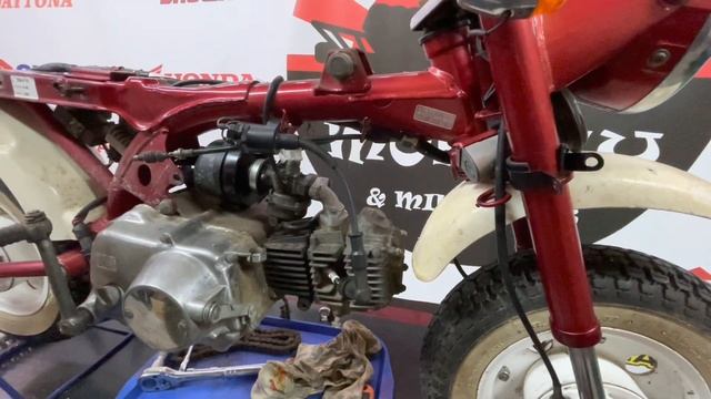 Honda monkey MILLENIUM 2000 разборка (disassembly) смотреть онлайн