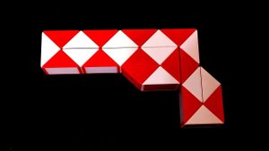 Револьвер / Пистолет ИЗ Змейки Рубика. Фигуры из змейки Рубика