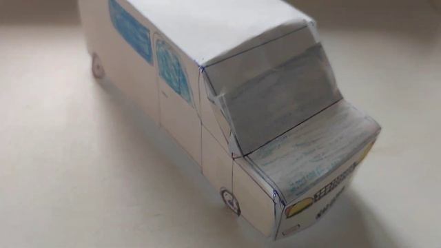 Делаю газель из бумаги