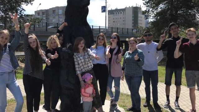 Видеопоздравление от выпускников МБОУ СОШ №8 имени Сибирцева А Н