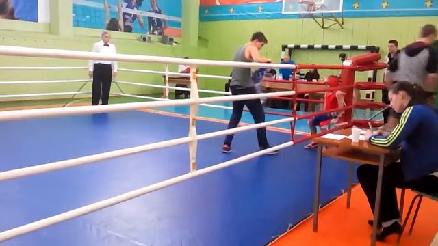 Соревнования по боксу 2;я В красном углу смотреть онлайн