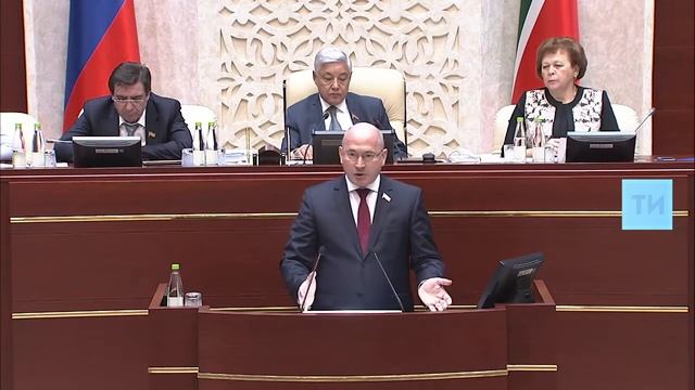 Ирек Шарипов о добровольном изучении родных языков: Когда-то и рабство и репрессии были законными смотреть онлайн