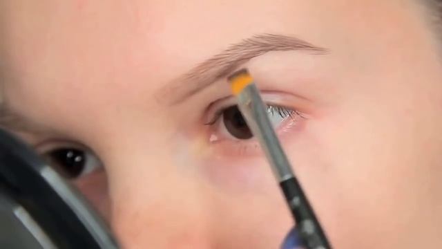 Макияж бровей тенями - Как нарисовать брови тенями смотреть онлайн