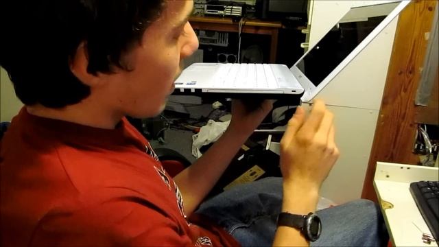 HD - #12 - Sony VAIO VPCEB3J1E/WI Intel Core i3 Laptop Unboxing and First look! смотреть онлайн