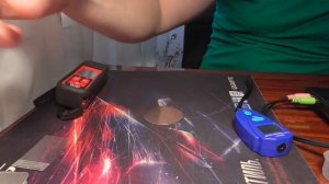 Почему толщиномер EM2271 показывает не правильно?!