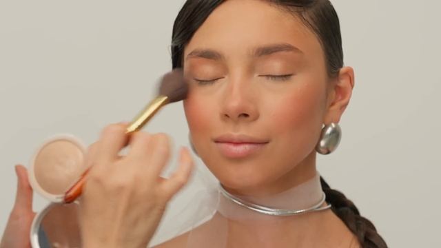 Монохромный макияж: универсальный летний макияж