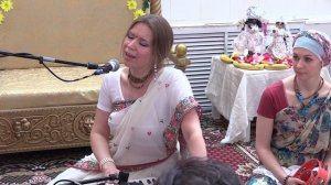 Нрисимхи деви даси. Киртан. Самарский храм 23.04.2017