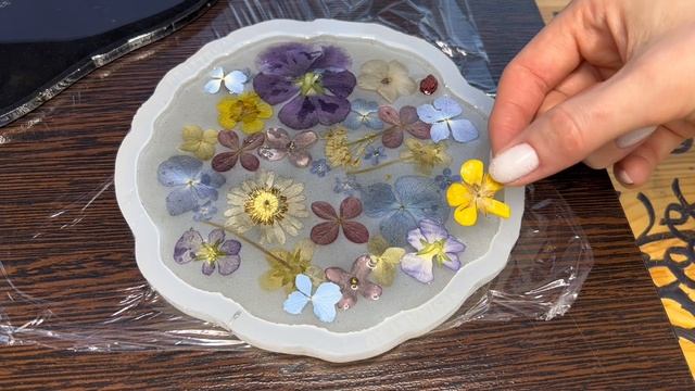 Как сделать подставку под бокал\стакан из эпоксидной смолы | мастер-класс смотреть онлайн