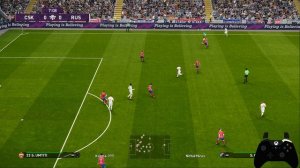 eFootball PES 2020, PES 2021: Защита мяча корпусом.