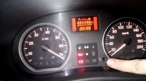 Диагностика бортового компьютера на Renault Logan.