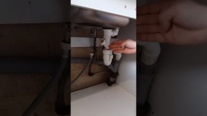 Установка системы обратного осмоса Гейзер Престиж М (Как очистить воду дома)