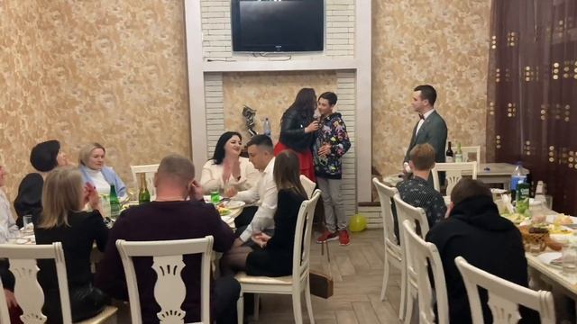 ДЕНЬ РОЖДЕНИЯ ЗАХАРА. ТАК 14-ЛЕТИЕ МАЛО КТО ПРАЗДНУЕТ. ВЕДУЩИЙ И ДИДЖЕЙ ПОКАЗАЛИ ЭКСКЛЮЗИВ. смотреть онлайн