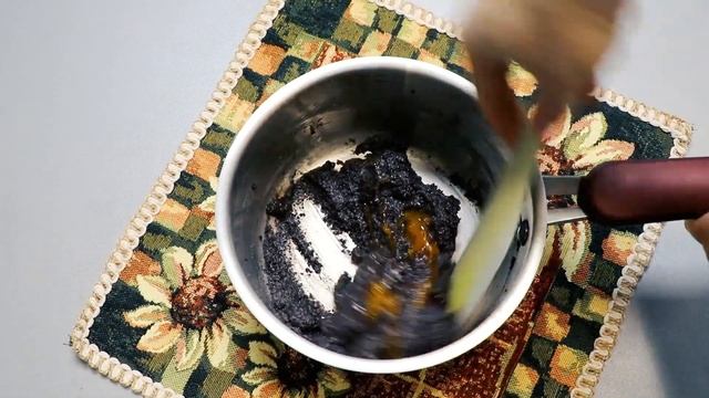 МАКОВЫЙ РУЛЕТ с изюмом и орехами//Poppy Seed Roll?