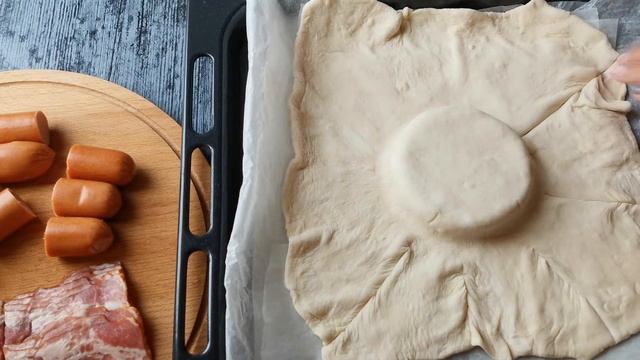 ОРИГИНАЛЬНЫЙ ЗАКУСОЧНЫЙ ПИРОГ С СЫРОМ КАМАМБЕР//НУ ОЧЕНЬ ВКУСНО//