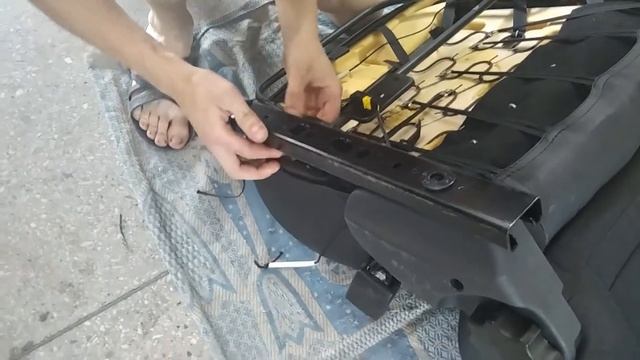 Установка чехлов из экокожи на Лада Гранта. смотреть онлайн